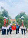 TRƯỜNG TIỂU HỌC VẠN BẢO DÂNG HƯƠNG TƯỞNG NHỚ ĐẾN CÁC ANH HÙNG LIỆT SĨ VÀ TRI ÂN CÁC GIA ĐÌNH THƯƠNG BINH, BỆNH BINH, NHIỄM CHẤT ĐỘC MÀU DA CAM
